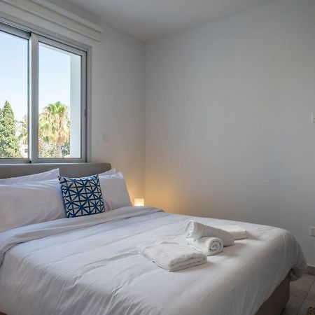 Solaar Apartments Faneromeni Ларнака Екстериор снимка