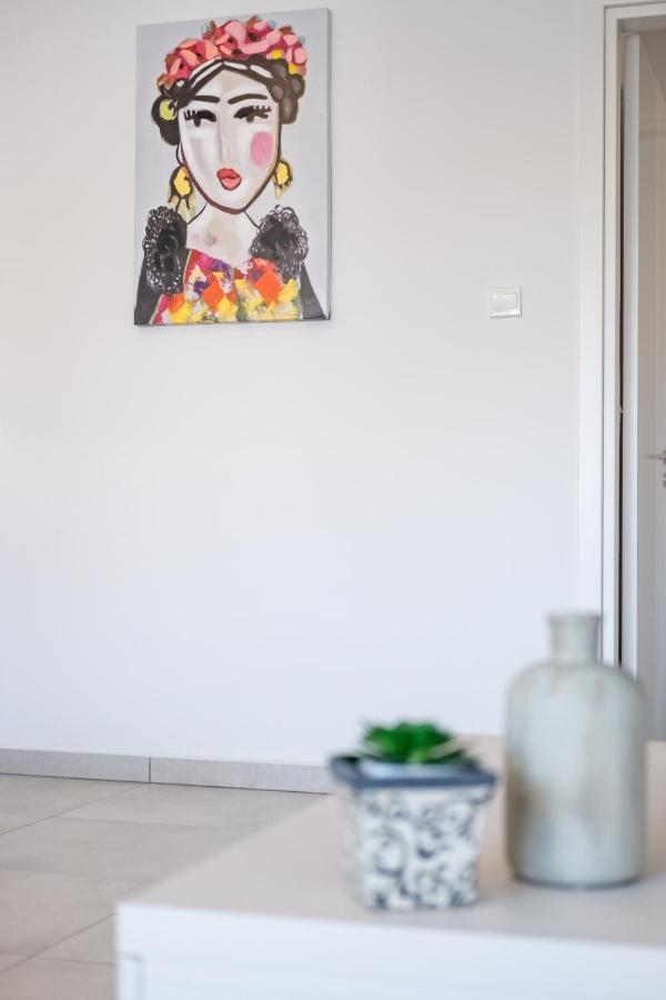 Solaar Apartments Faneromeni Ларнака Екстериор снимка