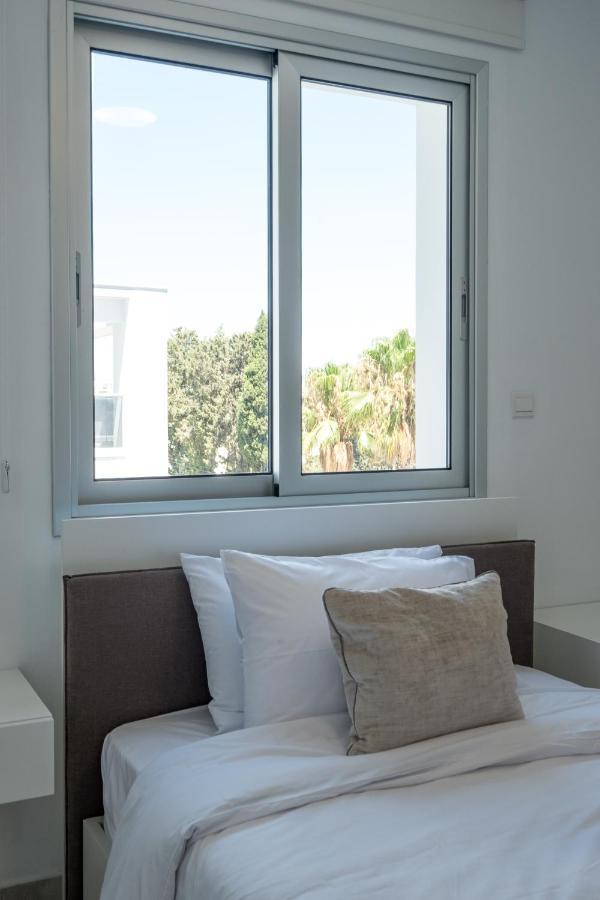 Solaar Apartments Faneromeni Ларнака Екстериор снимка