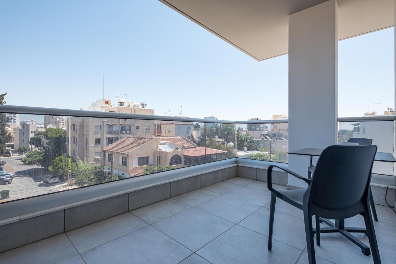 Solaar Apartments Faneromeni Ларнака Екстериор снимка