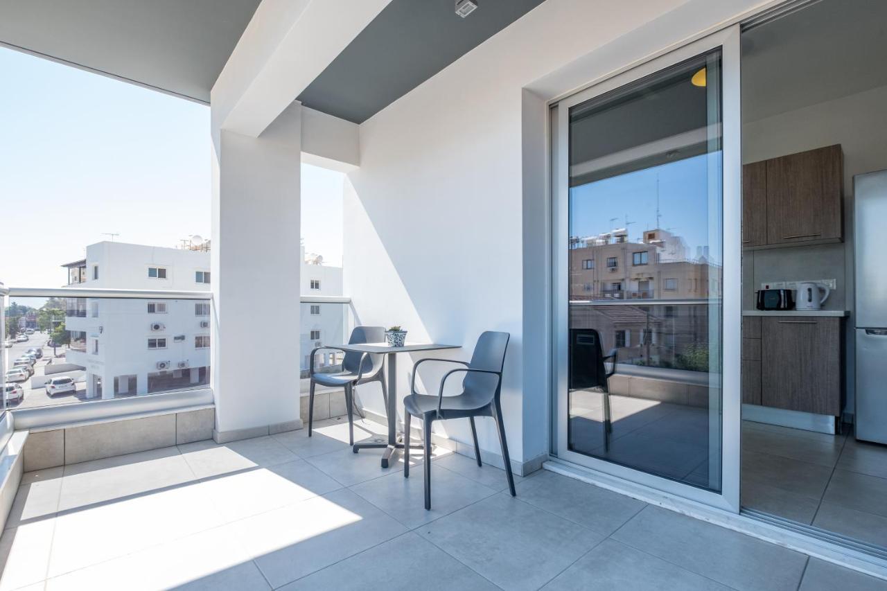 Solaar Apartments Faneromeni Ларнака Екстериор снимка