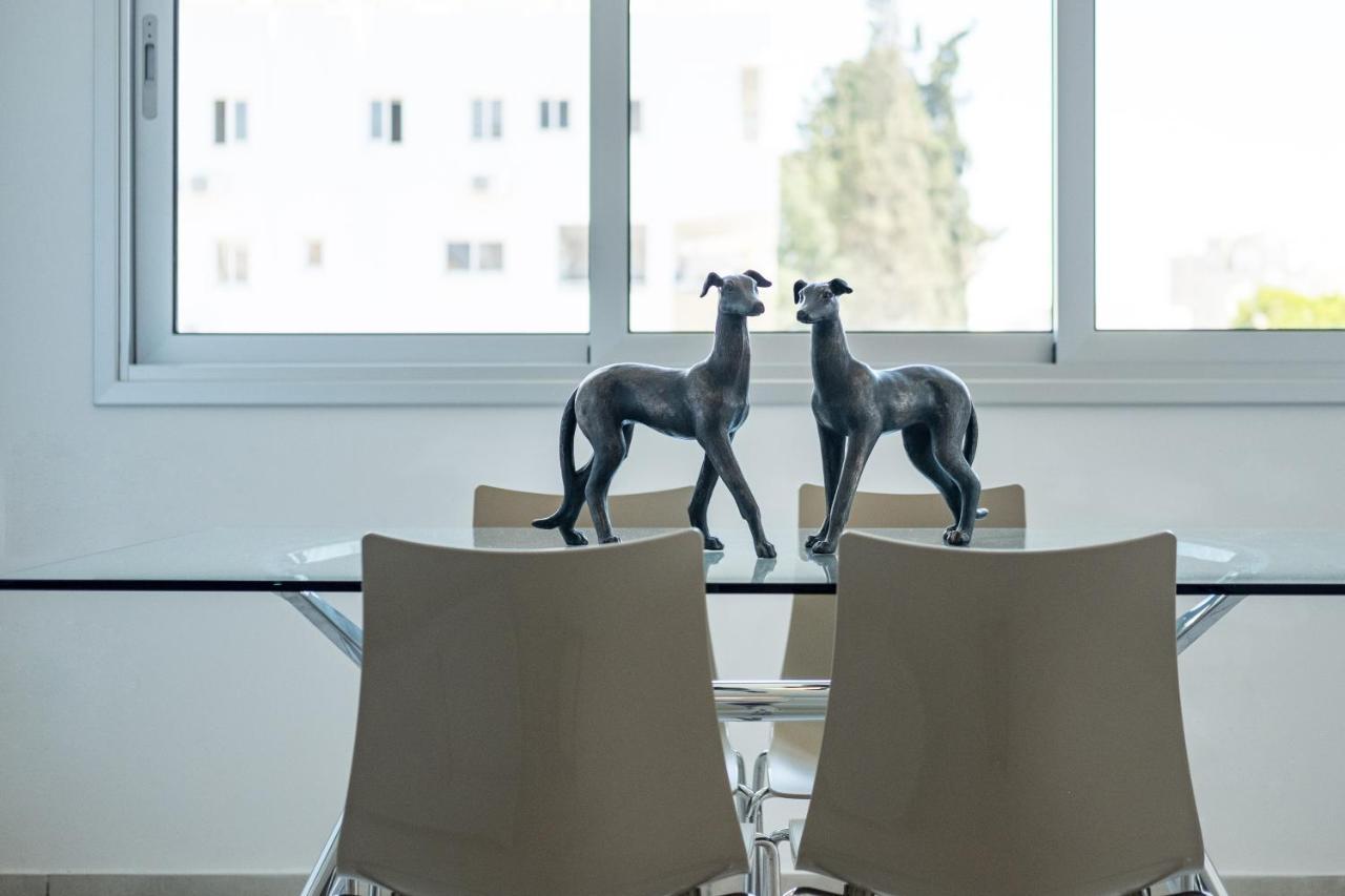 Solaar Apartments Faneromeni Ларнака Екстериор снимка
