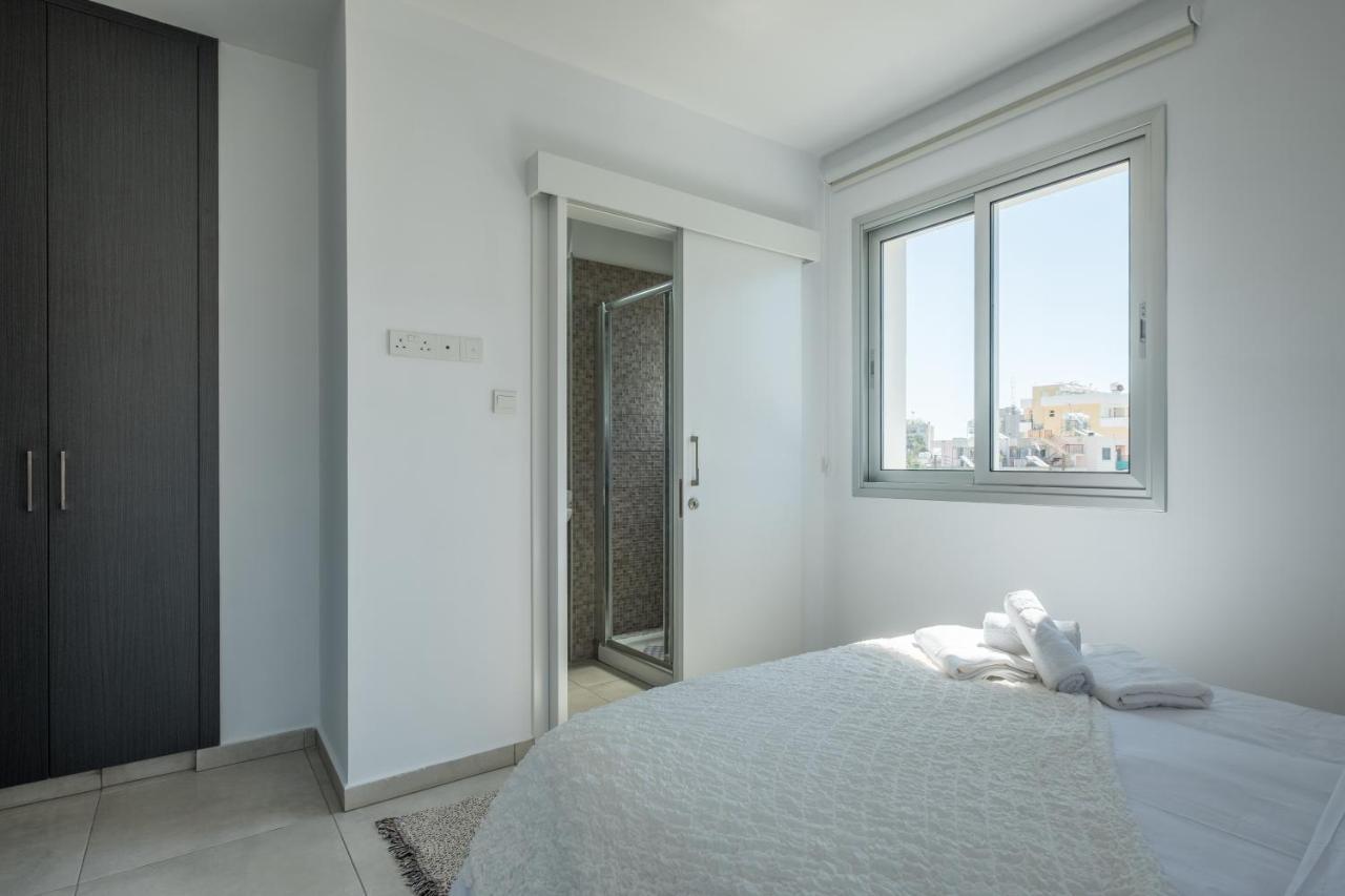 Solaar Apartments Faneromeni Ларнака Екстериор снимка